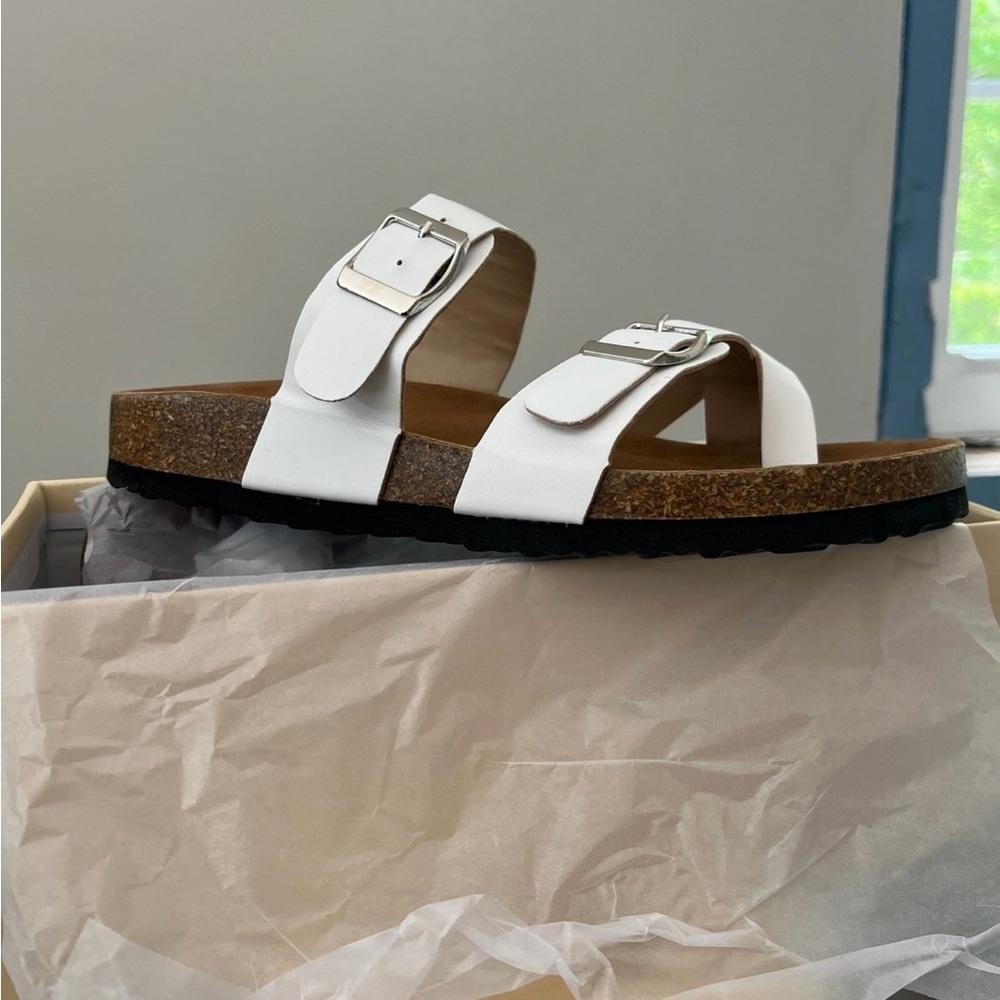 Footbed Sandals - Picture 3 of 4